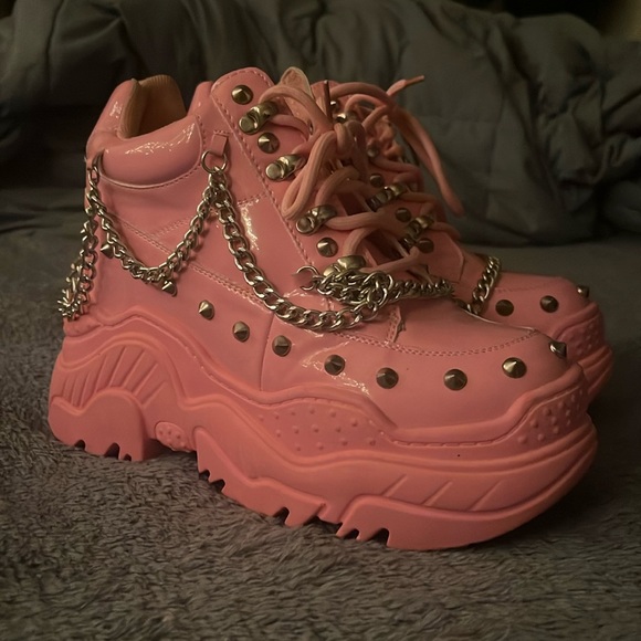 Raveworld shoes, worn literally only once - Picture 1 of 2